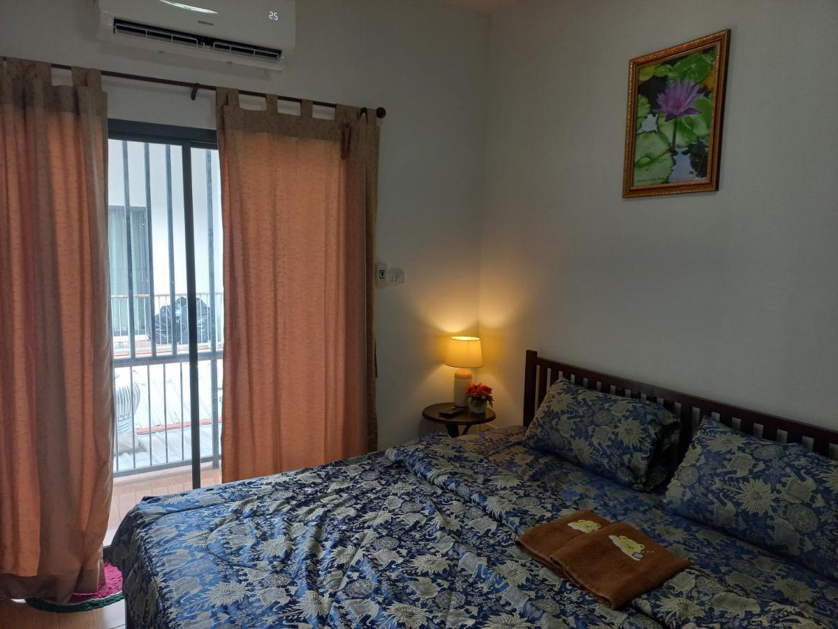 Amaretto Hostel Surat Thani Exterior photo