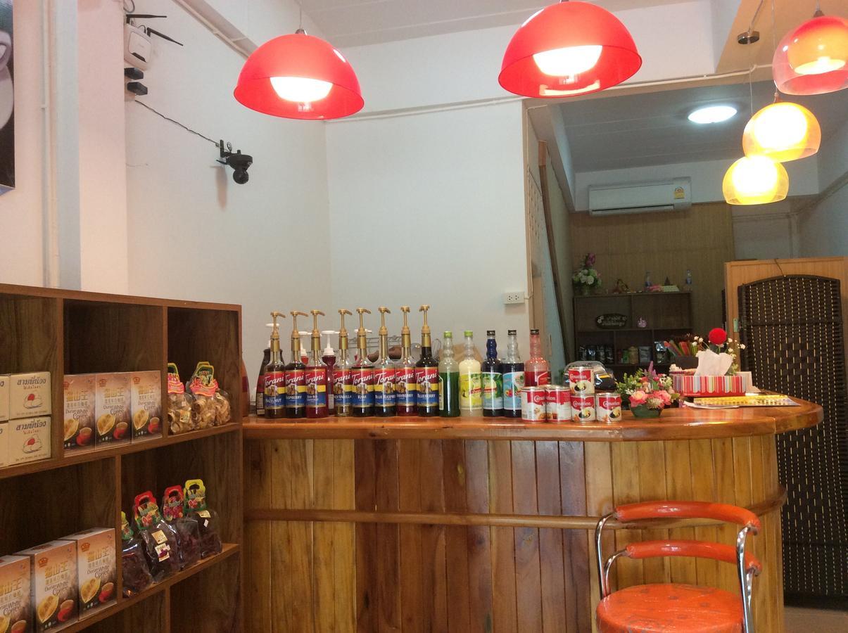 Amaretto Hostel Surat Thani Exterior photo