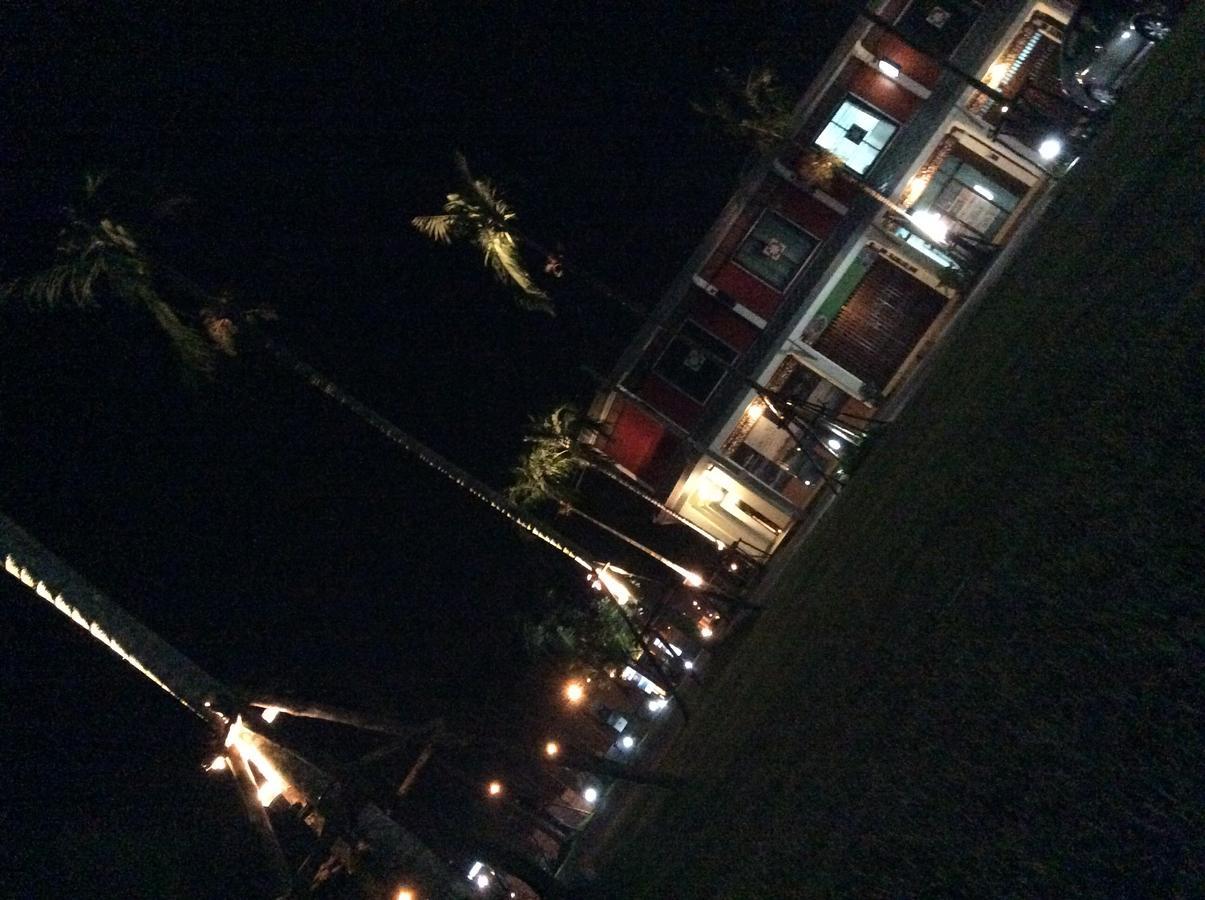 Amaretto Hostel Surat Thani Exterior photo