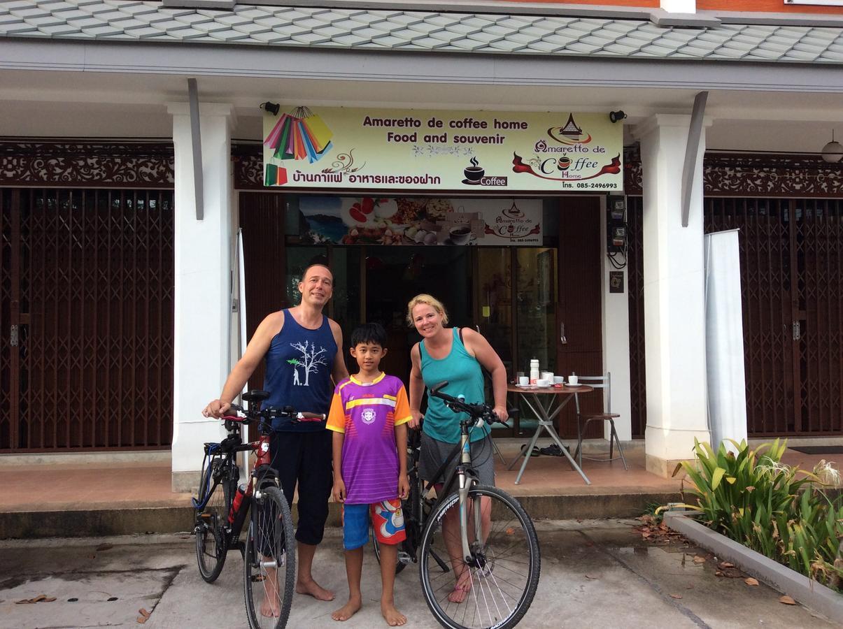 Amaretto Hostel Surat Thani Exterior photo