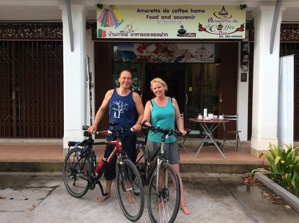 Amaretto Hostel Surat Thani Exterior photo