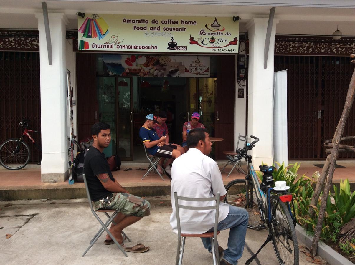 Amaretto Hostel Surat Thani Exterior photo